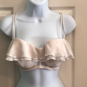 Bra that doubles as a camisole